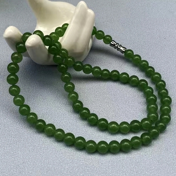 Jewelry - Natural Jade Necklace